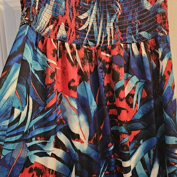 Beautiful satin strapless dress Size M - Picture 4 of 7